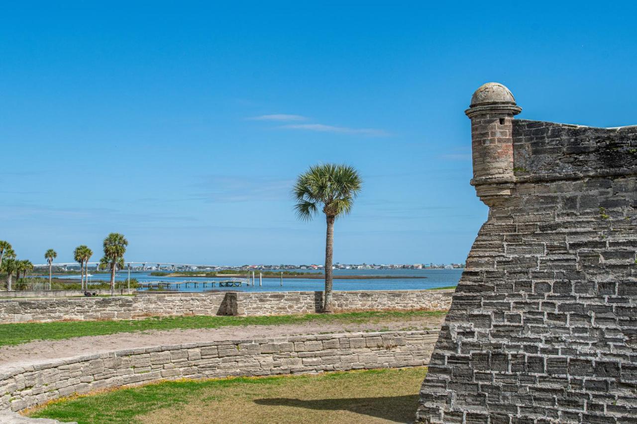 Romantic Escape In Downtown St Augustine Сент-Огастин Экстерьер фото